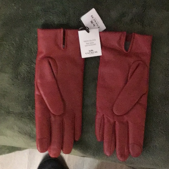 Coach 7 1/2 tech gloves - Picture 2 of 6
